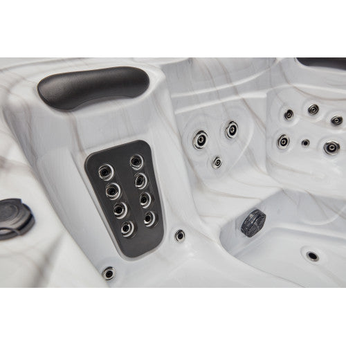 LUXURY SPAS | STUDIO SERIES ESTES 5 PERSON CLOUD GRAY WS-594-CG