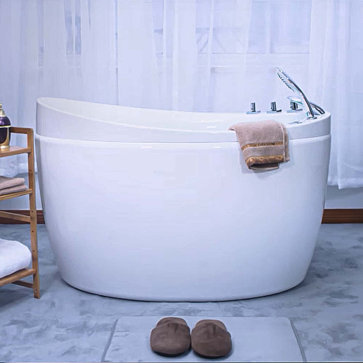 EMPAVA 48JT011 48 IN. JAPANESE-STYLE FREESTANDING OVAL AIR MASSAGE TUB