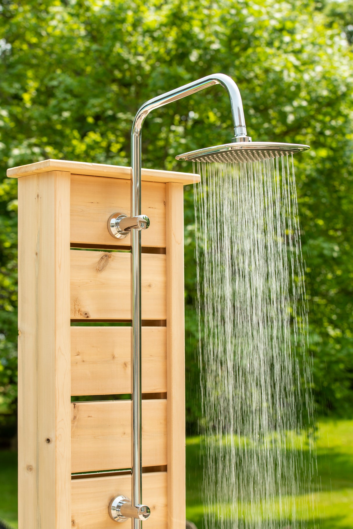 Dundalk Leisurecraft Canadian Timber SIERRA Outdoor Spa Shower + Premium SHower Hardware Package